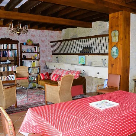 Prázdninový dům La Quinta, Belle Maison En Pierres Avec Jardins *