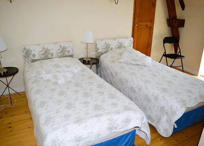 La Quinta, Belle Maison En Pierres Avec Jardins