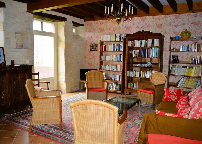 La Quinta, Belle Maison En Pierres Avec Jardins בית נופש אסנלס