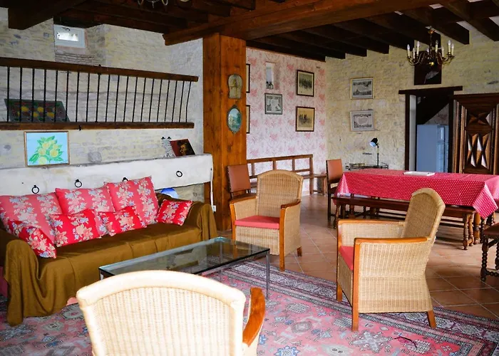 La Quinta, Belle Maison En Pierres Avec Jardins בית נופש אסנלס