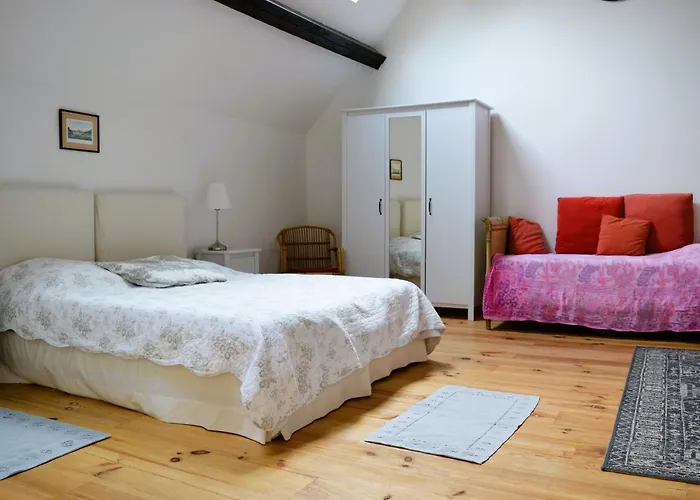 La Quinta, Belle Maison En Pierres Avec Jardins בית נופש