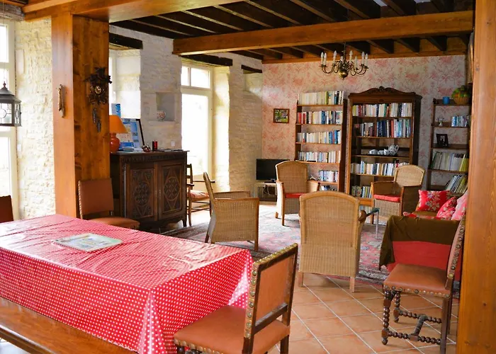 La Quinta, Belle Maison En Pierres Avec Jardins בית נופש